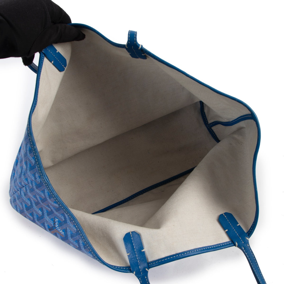 Shop safe online at Labellov 100% authentic second hand Goyard Blue St. Louis PM Tote Bag in very good condition