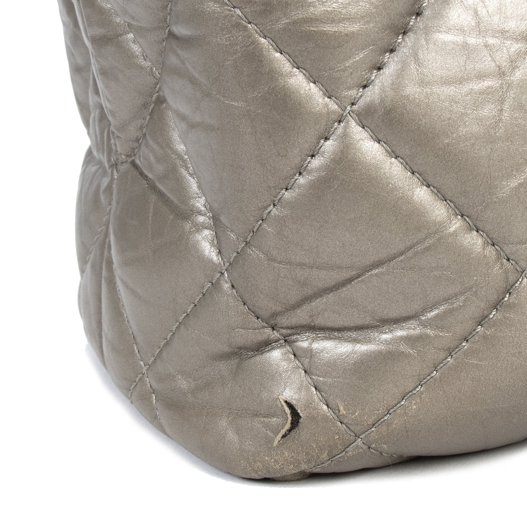 Chanel Metallic 2.55 Shopper