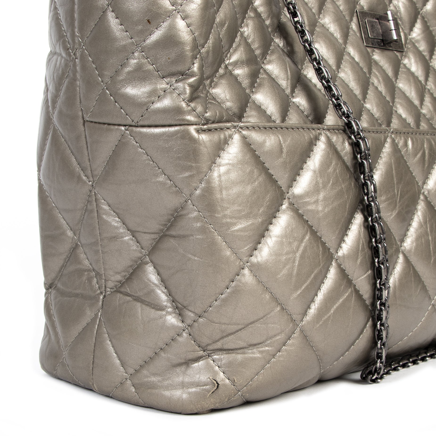 Chanel Metallic 2.55 Shopper