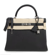 Hermès Kelly 32 Black Togo PHW te koop bij Labellov tweedehands luxe in Antwerpen