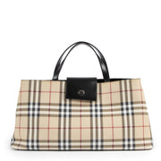 Burberry Nova Check Shopper Tote Bag for the best price at Labellov secondhand luxury in Antwerp