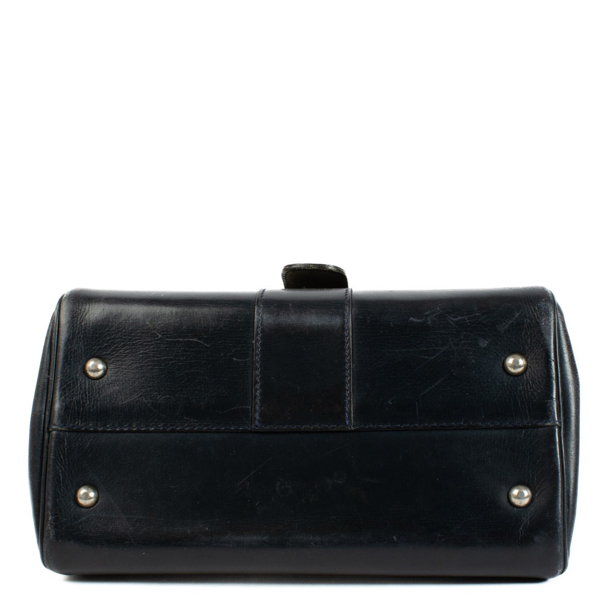 Pre-loved Delvaux brilliant bag. Buy at Labellov.