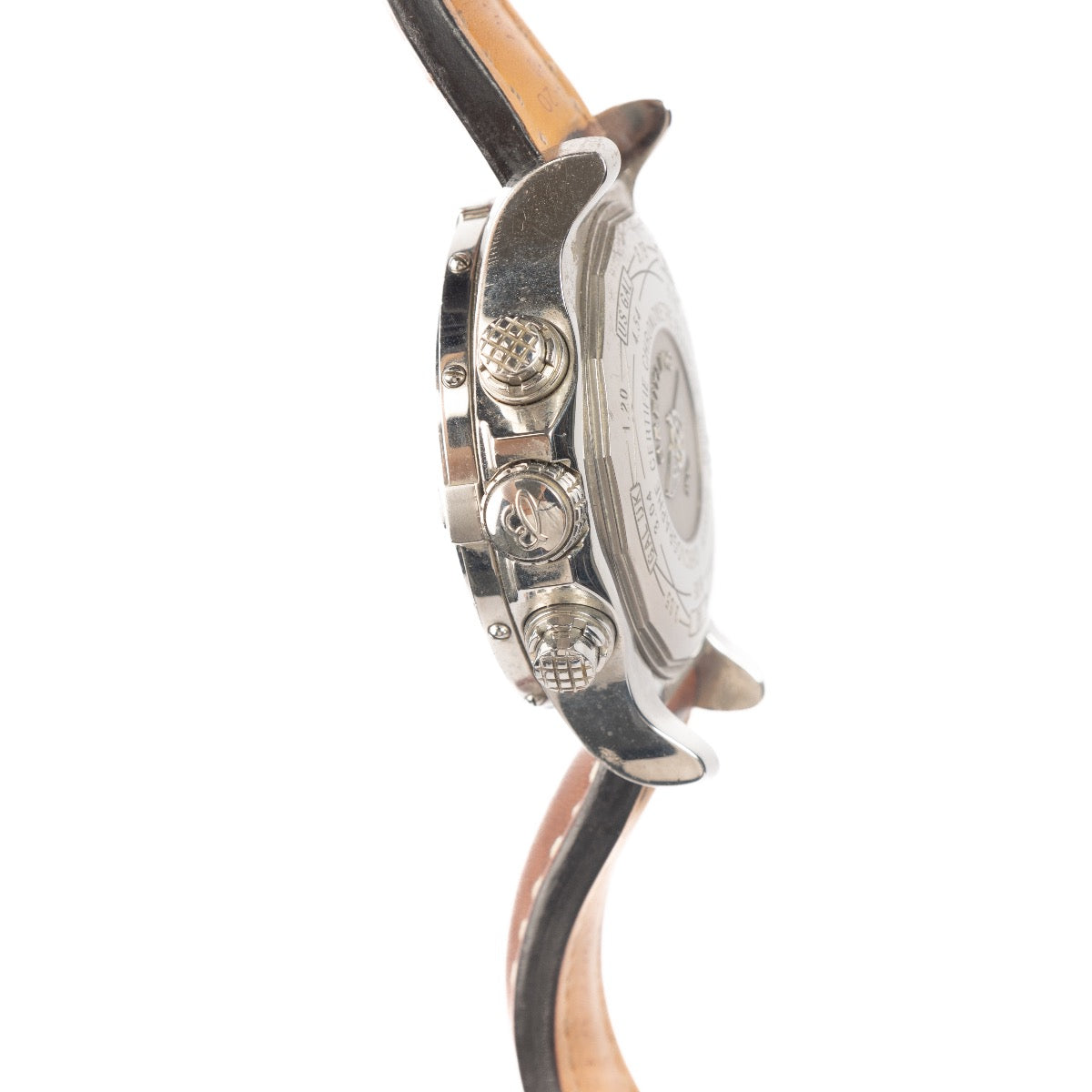 Shop safe online at Labellov this 100% authentic second hand Breitling Steel Super Avenger Watch