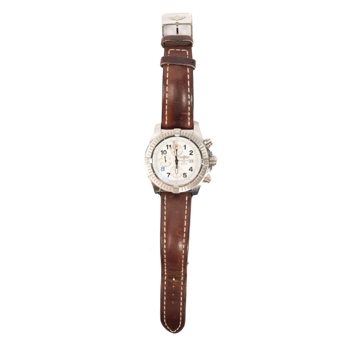 Shop safe online at Labellov this 100% authentic second hand Breitling Steel Super Avenger Watch