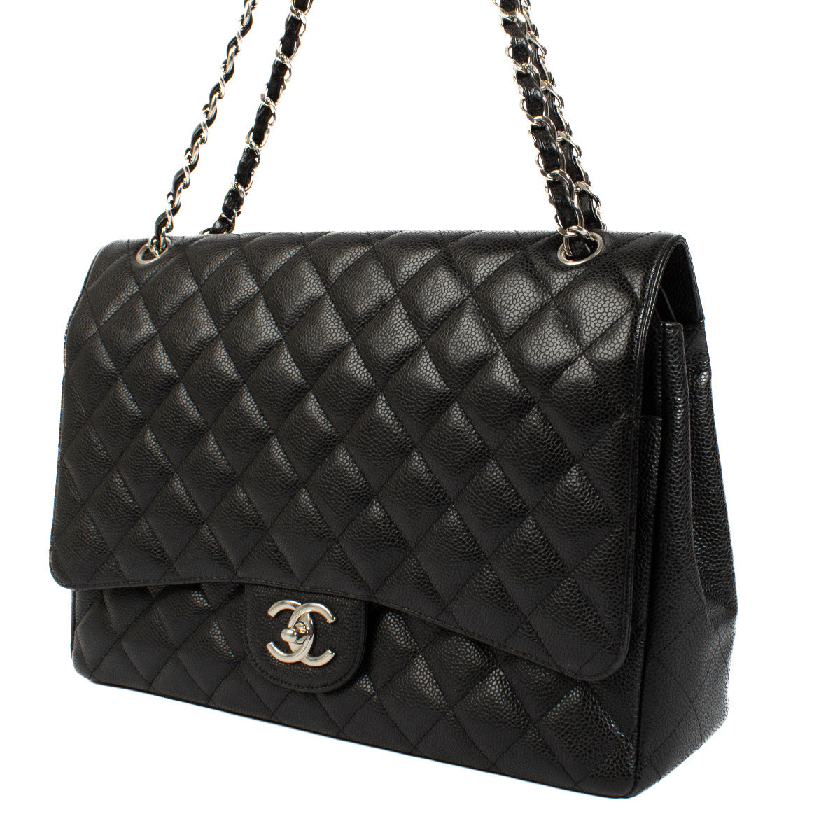 Sac Chanel grand modèle Classique à rabat en cuir caviar noir