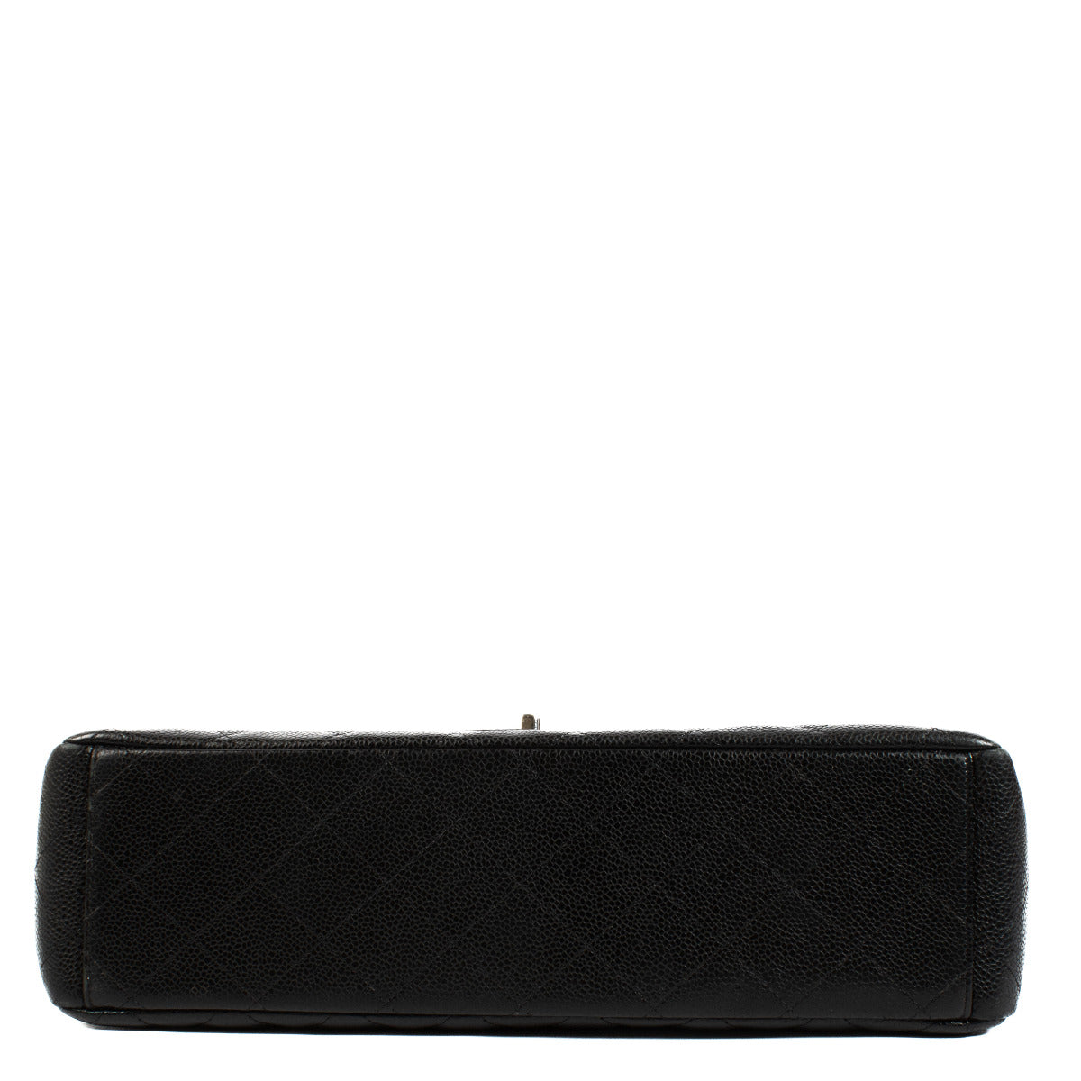 Sac Chanel grand modèle Classique à rabat en cuir caviar noir