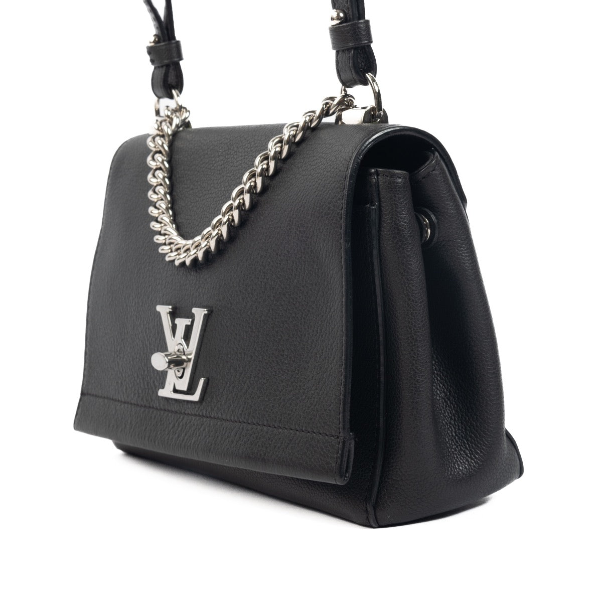 Shop safe online at Labellov in Antwerp, Brussels and Knokke this 100% authentic second hand Louis Vuitton Black Lockme Crossbody