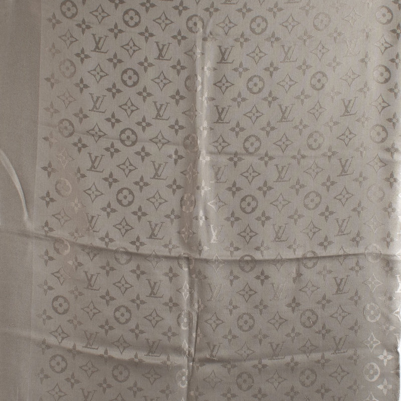 shop 100% authentic second hand Louis Vuitton Sage Classic Shawl on Labellov.com