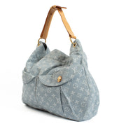 shop 100% authentic second hand Louis Vuitton Daily GM Denim Hobo Bag on Labellov.com