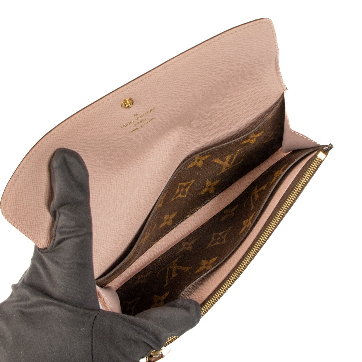 Shop 100% authentic second-hand Louis Vuitton Monogram/Rose Ballerine Emilie Wallet on Labellov.com