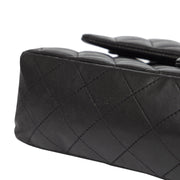 Te koop aan de beste prijs Chanel Medium Classic Black Quilted Double Flap Lambskin Bag