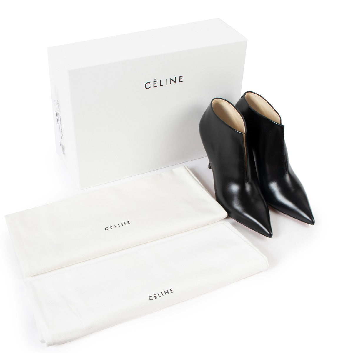 Buy online authentic second hand Céline Black Leather V Neck Ankle Boot 90 mm in very good condition at Labellov in Antwerp