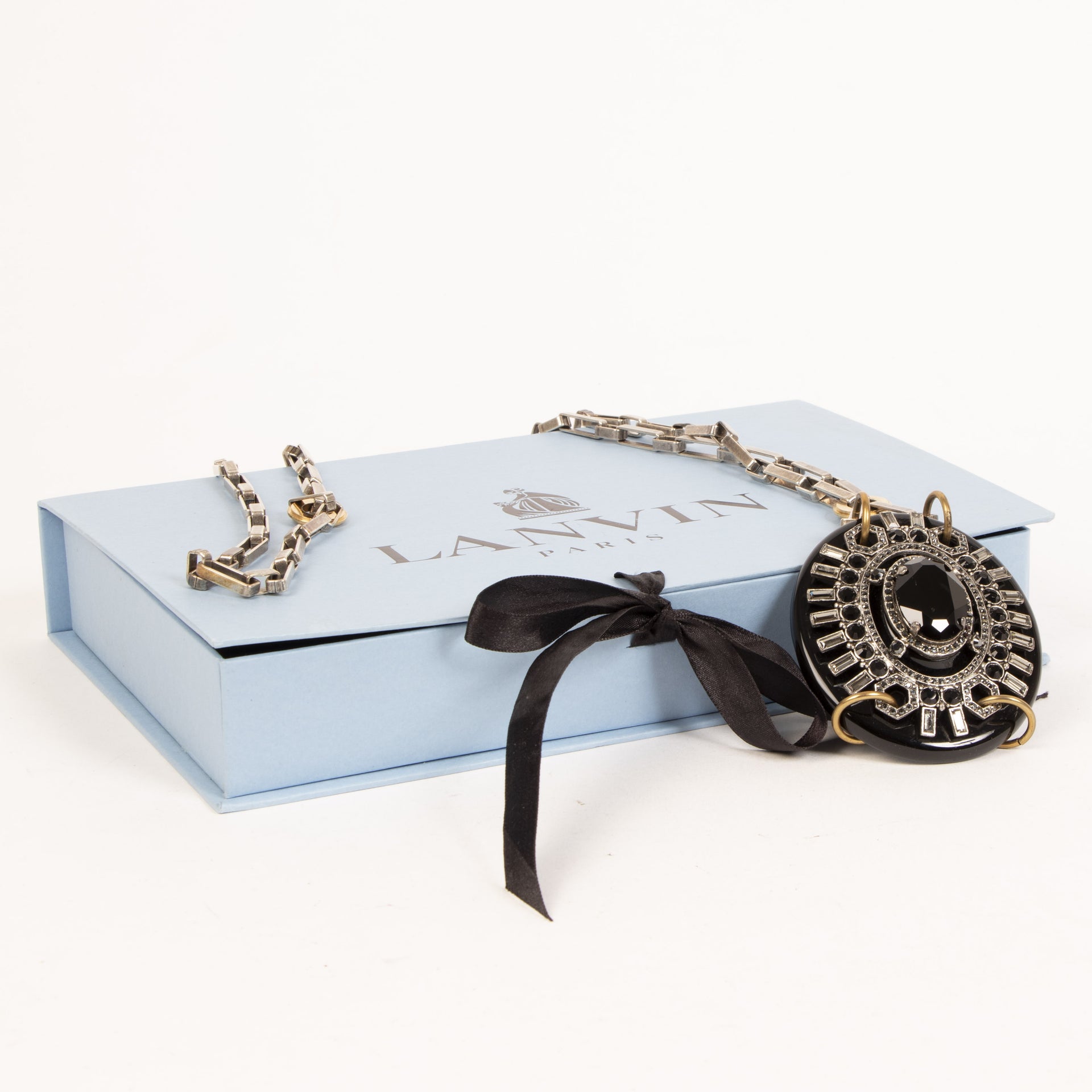 Lanvin Sautoir Pendentif Metal Circle Pendant Necklace