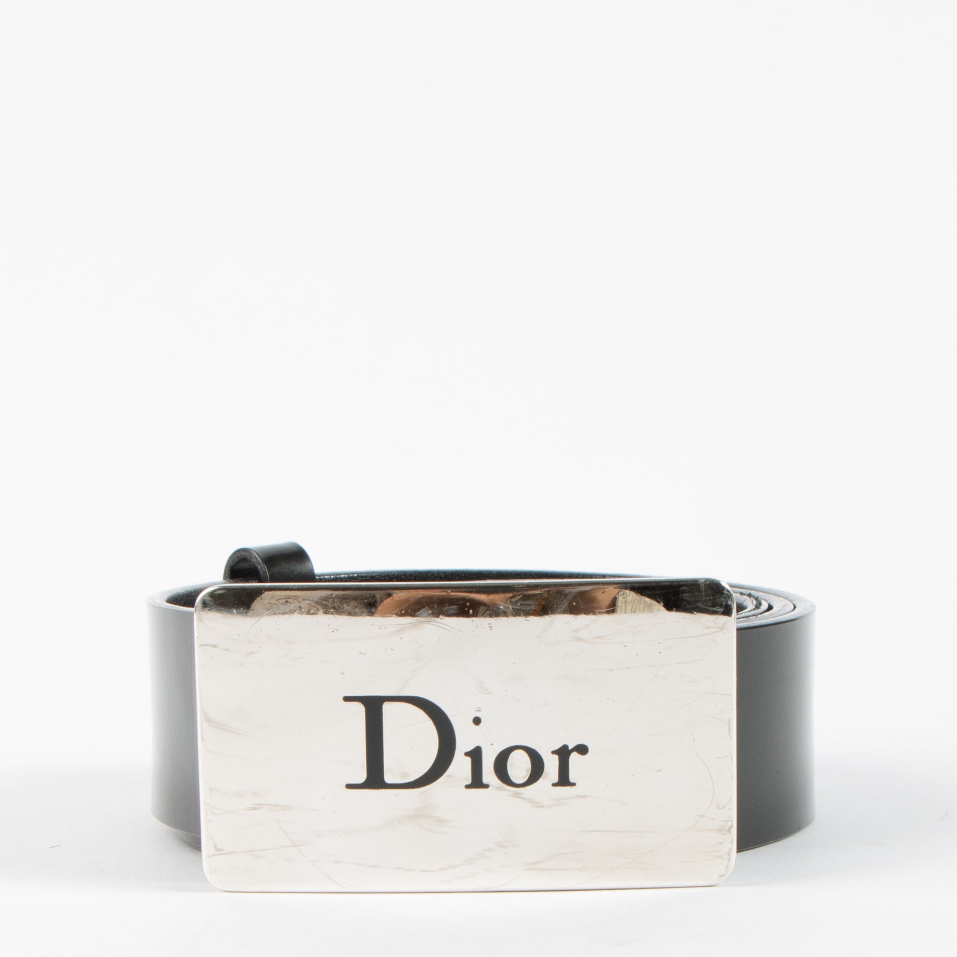 Shop the 100% authentic Christian Dior John Galliano Black Polished Leather Belt second hand on Labellov.com!
