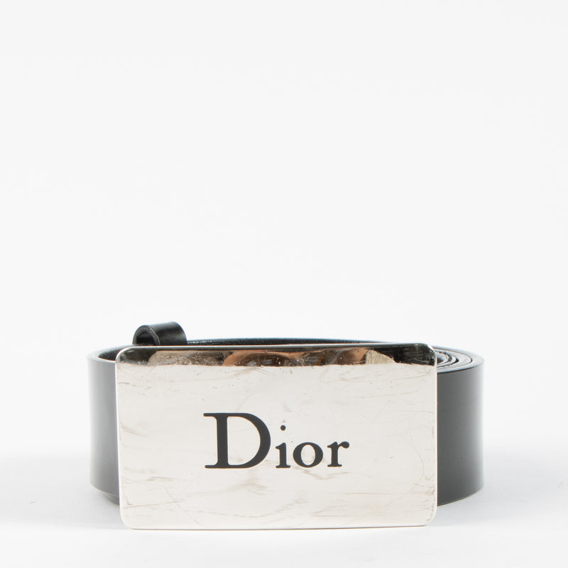 Shop the 100% authentic Christian Dior John Galliano Black Polished Leather Belt second hand on Labellov.com!