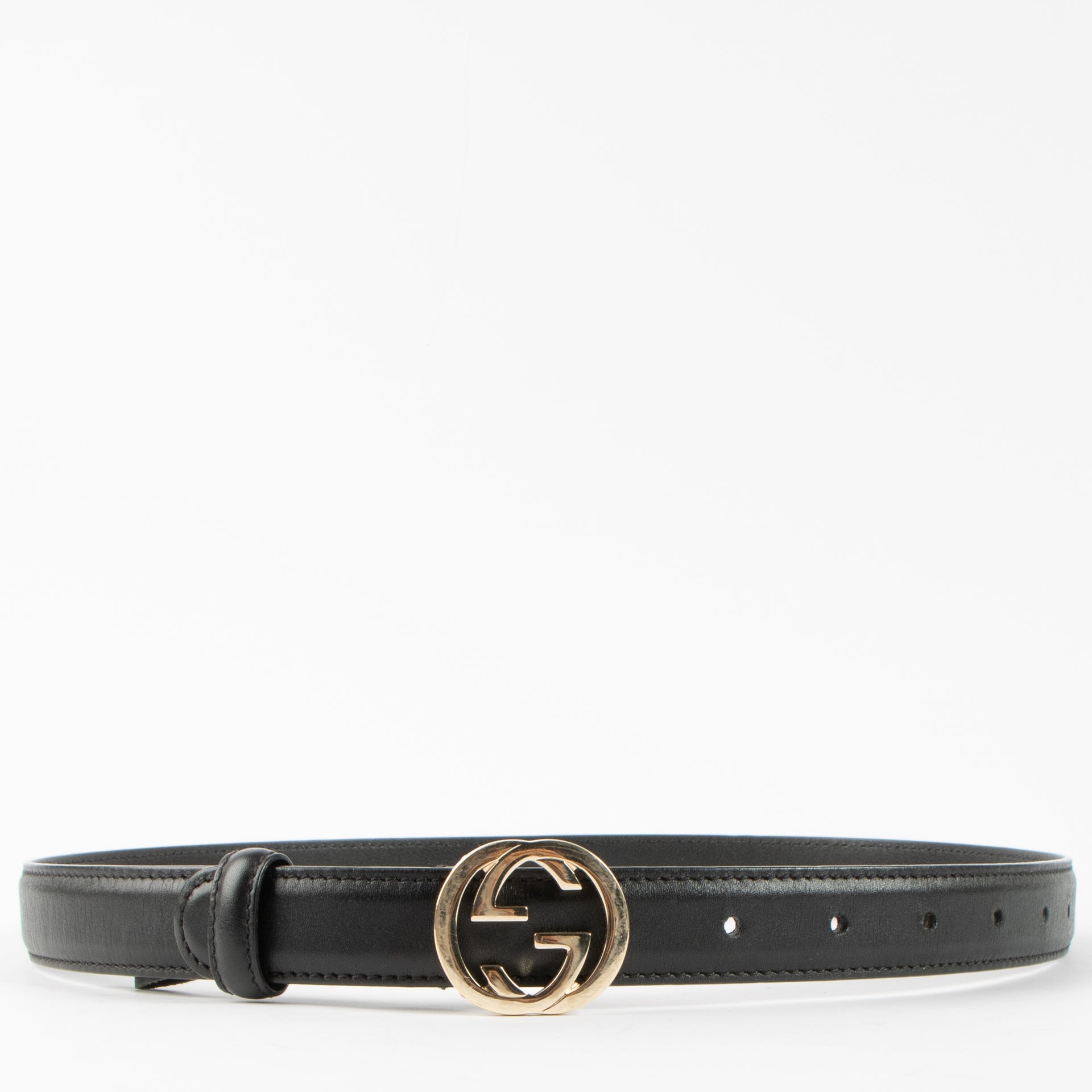 Shop the 100% authentic Gucci Black Interlocking G Slim Belt second hand on Labellov.com!
