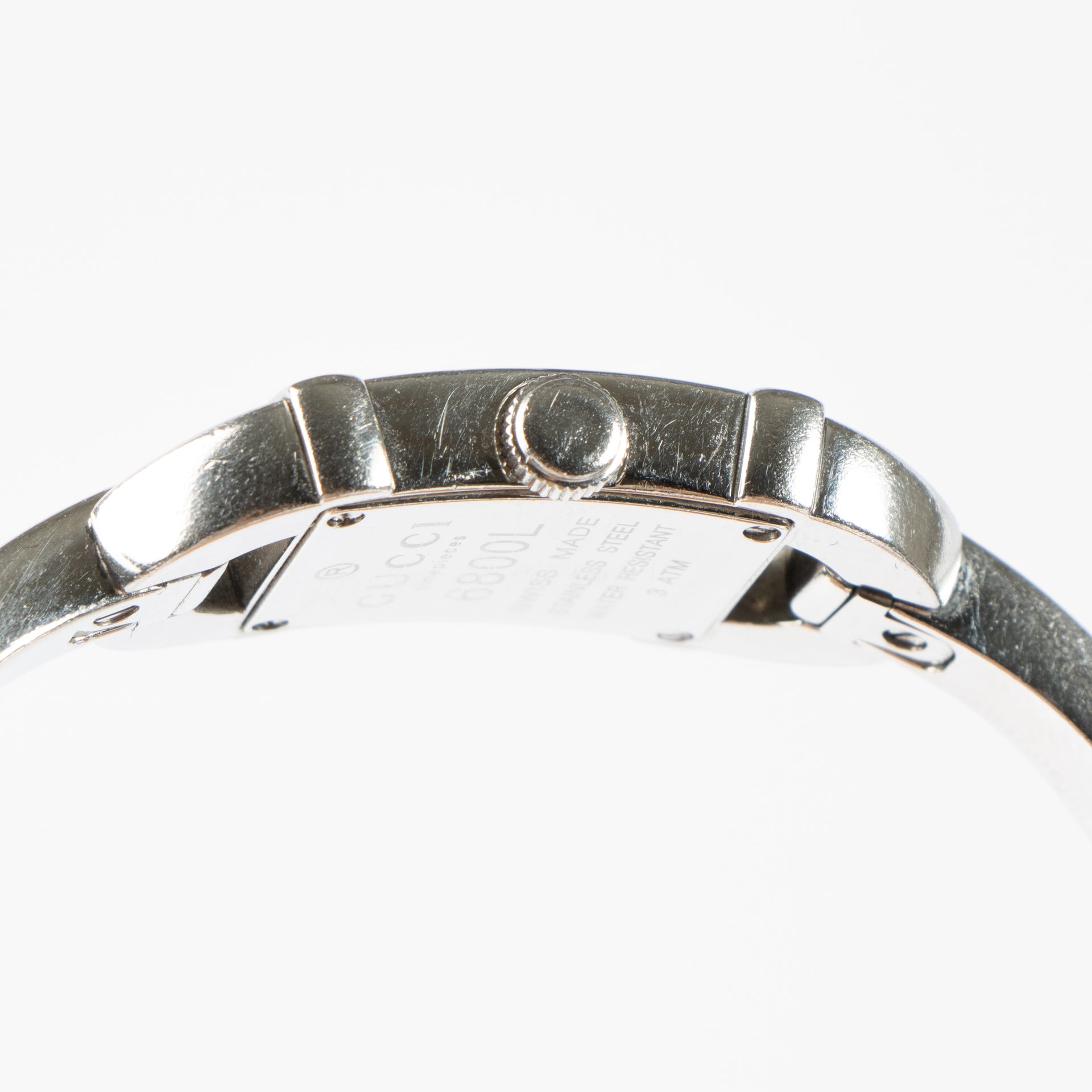 Shop the 100% authentic Gucci by Tom Ford Steel Watch second hand on Labellov.com!
