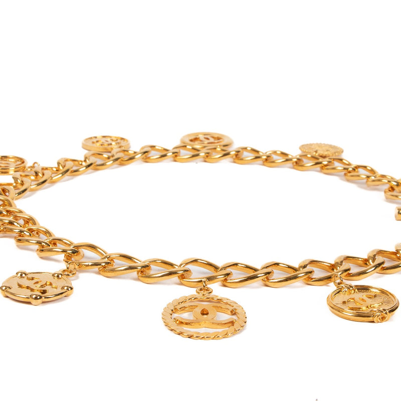 Shop 100% authentic second-hand Chanel 93P Gold Charm Belt on Labellov.com