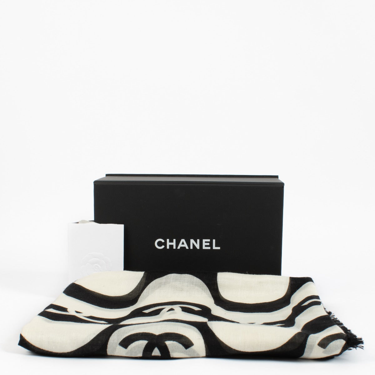 shop 100% authentic second hand Chanel White Cashmere/Silk Scarf on Labellov.com
