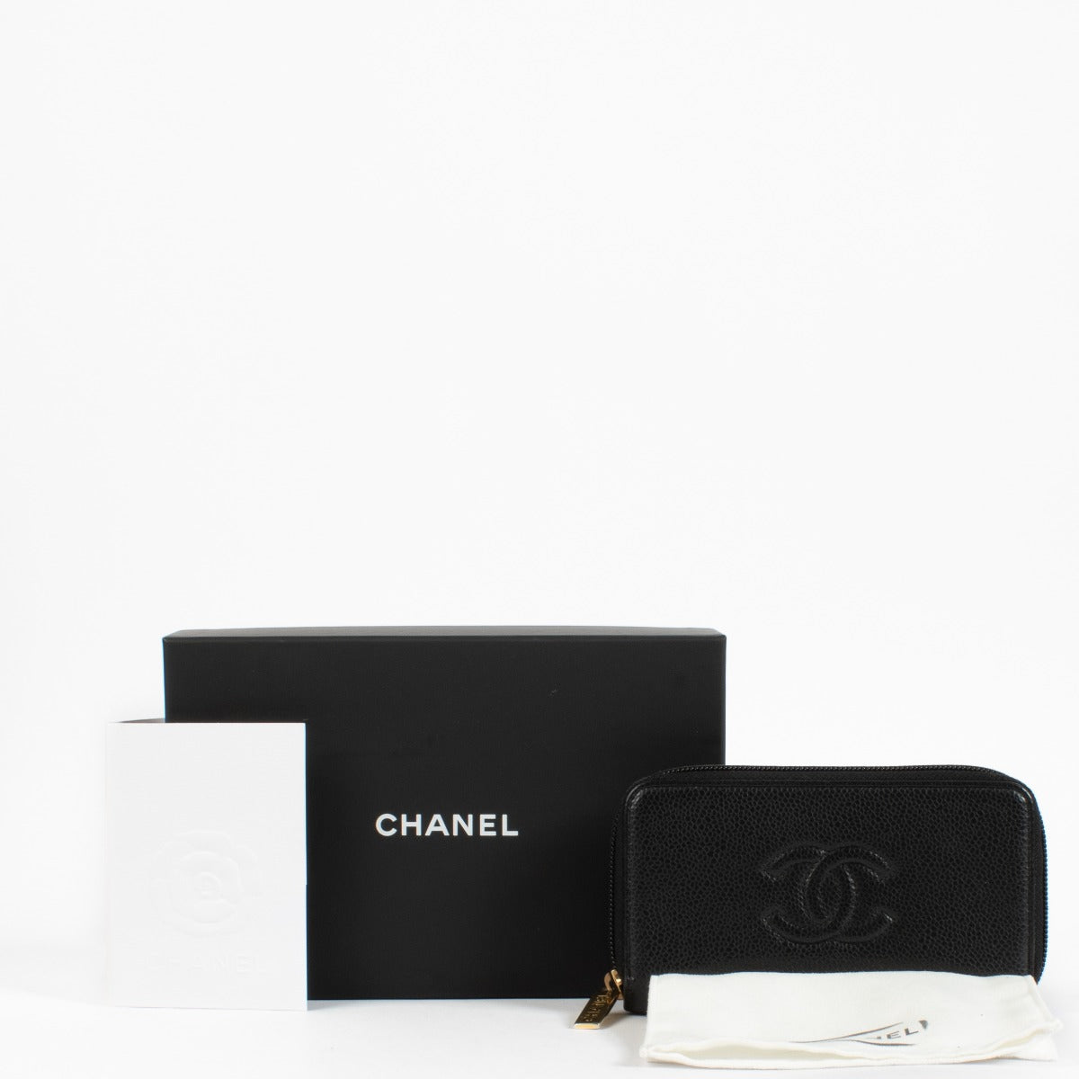 shop 100% authentic second hand Chanel Black Zip Wallet on Labellov.com