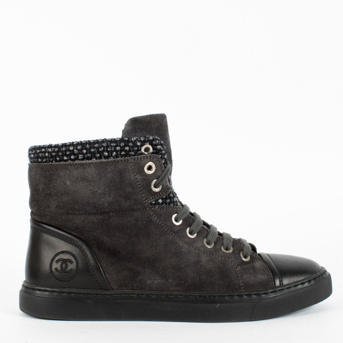 Authentic Second Hand Chanel Black High-Top Sneakers Size 39 on Labellov.com