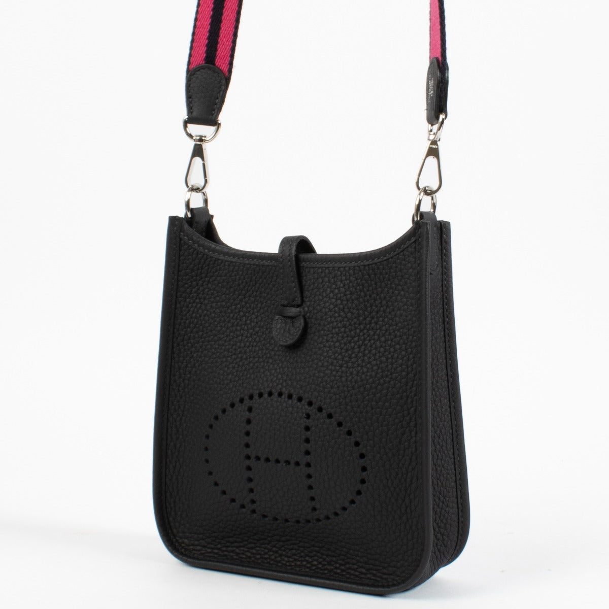 shop 100% authentic second hand Hermès Evelyne 16 Caban/Rose Shocking Clemence PHW on Labellov.com