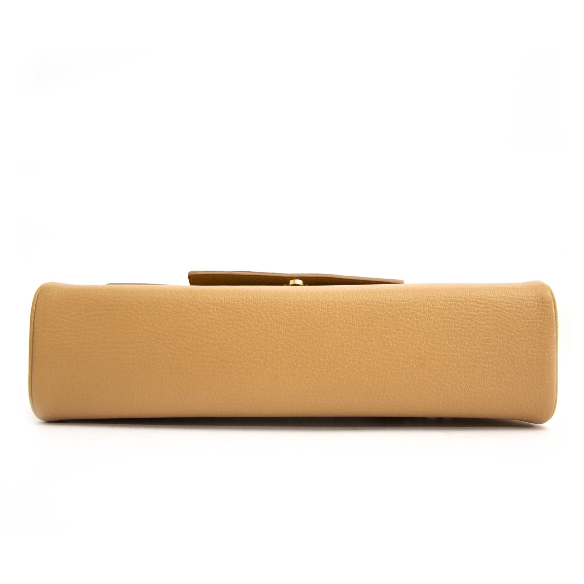 Delvaux Camel Tempête Evening Bag Koop en verkoop tweedehands vintage Delvaux handtassen online Antwerpen België