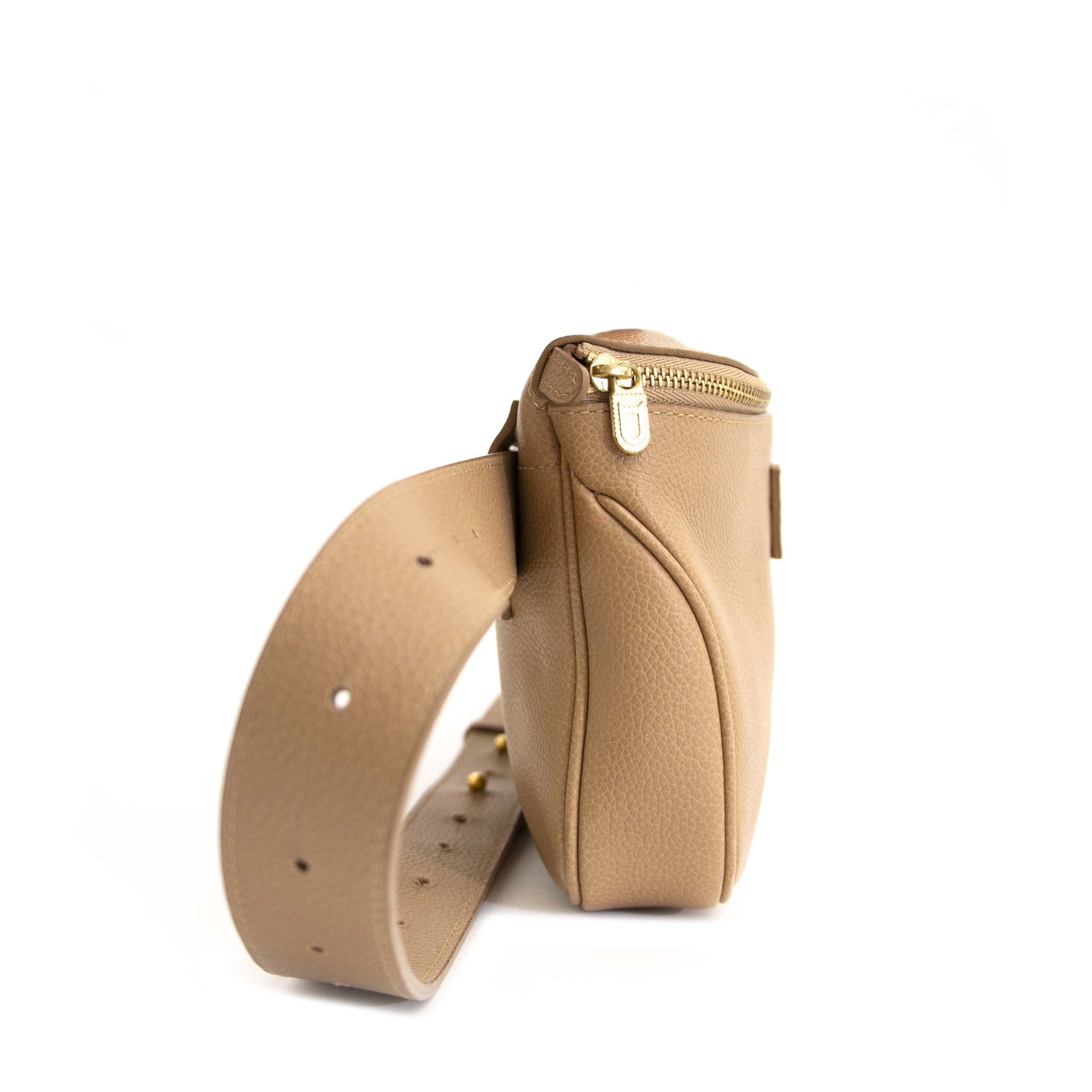Delvaux Evasion Beige Belt Bag Koop en verkoop tweedehands vintage Delvaux handtassen online Antwerpen België