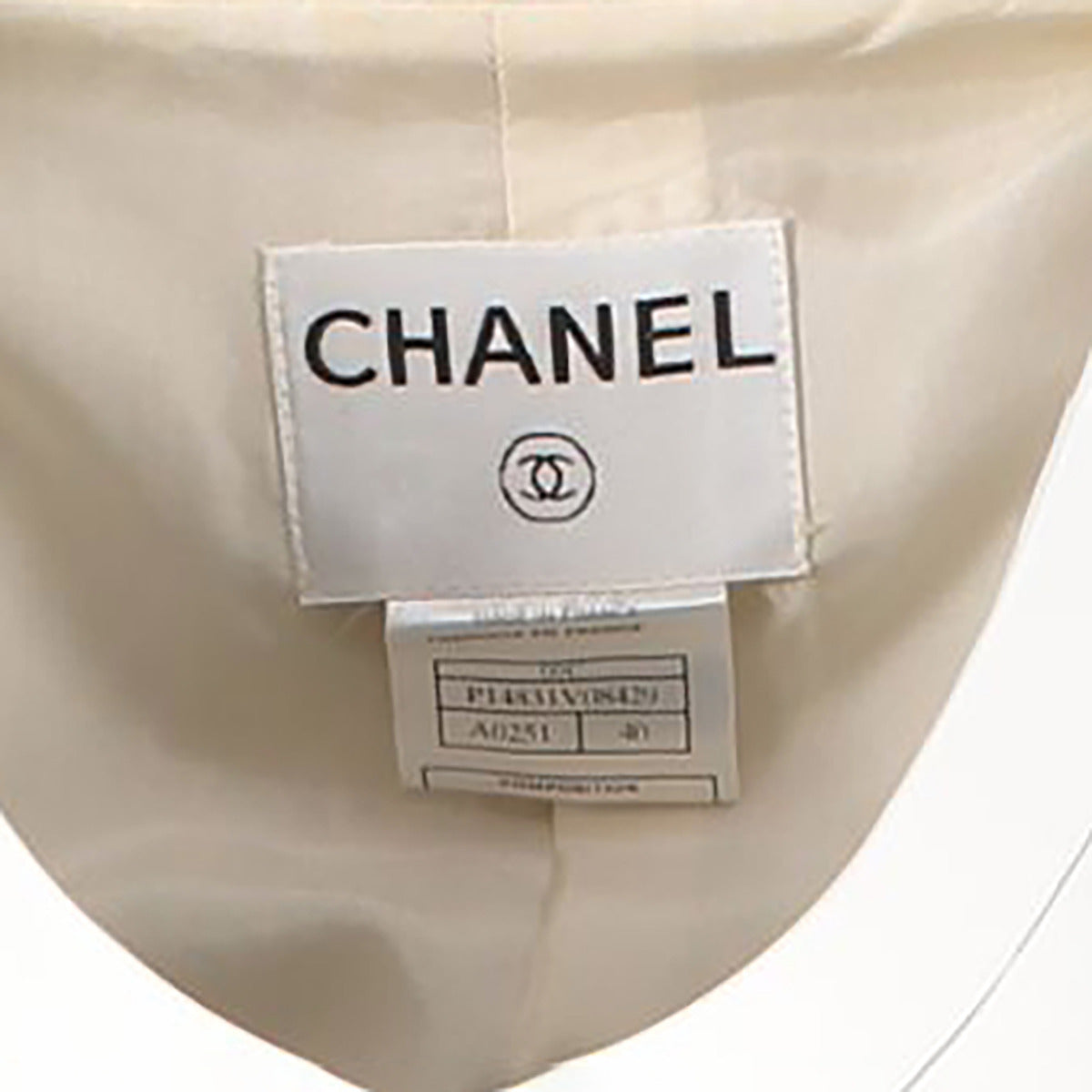 Chanel Tweed- en edelsteenjasje - maat FR40