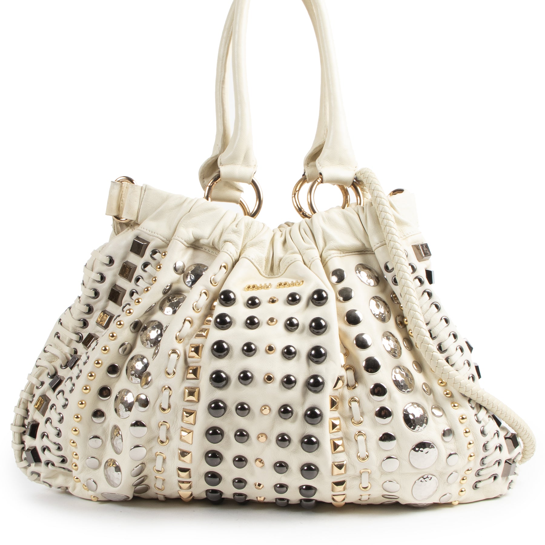 Authentieke Tweedehands Miu Miu White Studded Leather Shoulder Bag juiste prijs veilig online shoppen luxe merken webshop winkelen Antwerpen België mode fashion