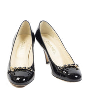 Authentieke Tweedehands Chanel Black Patent Silver Chain Logo Pumps juiste prijs veilig online shoppen luxe merken webshop winkelen Antwerpen België mode fashion