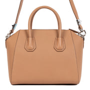 Givenchy Antigona Beige Small Leather Bag pour le meilleur prix chez Labellov à Anvers