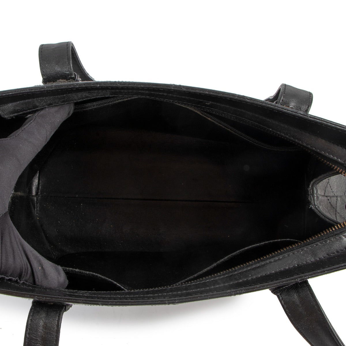 Shop now for your pre-loved vintage designer luxury 100% authentic Chanel bags, at Labellov.