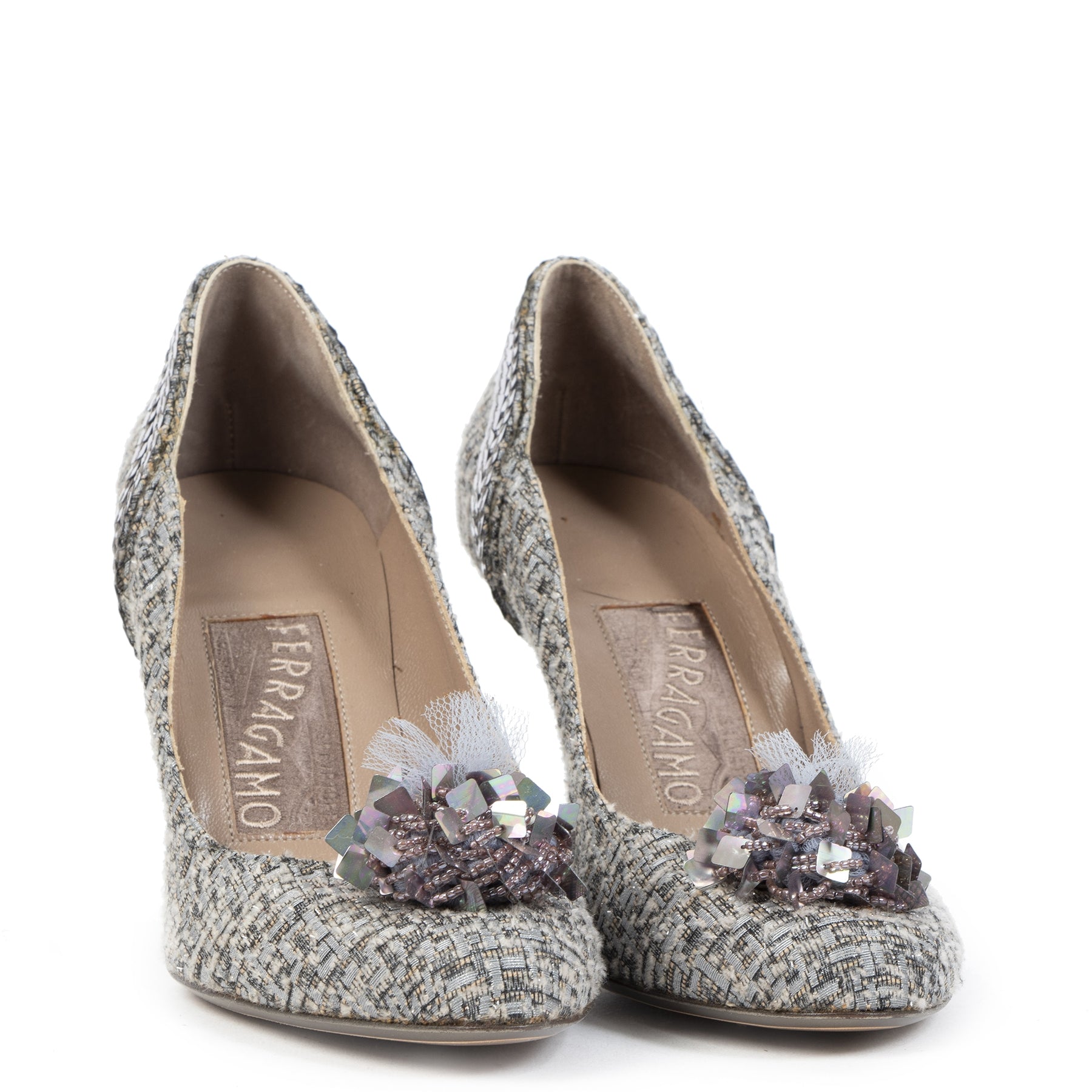 Authentic second-hand vintage Ferragamo Grey Tweed Pumps Size 37 buy online webshop LabelLOV