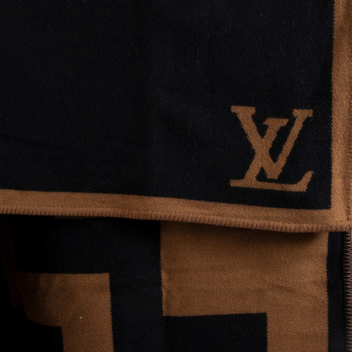 Couverture pique-nique Louis Vuitton en laine noire et marron