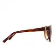 Buy authentic second hand vintage Valentino Brown Havana Gold Sunglasses at online webshop LabelLOV. Safe and secure online shopping. Koop authentieke tweedehands vintage Valentino Brown Havana Gold Sunglasses bij online webshop LabelLOV.