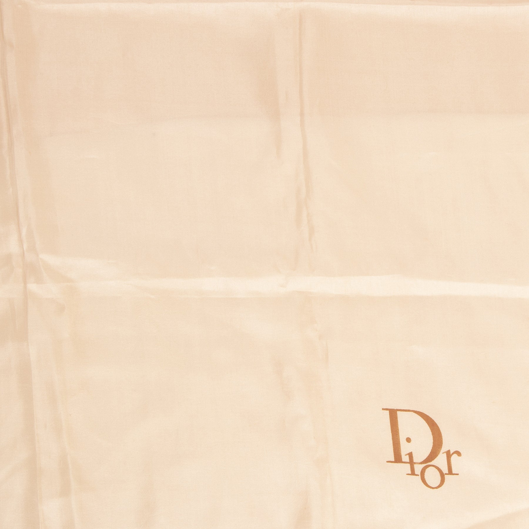 Koop authentieke tweedehands Dior sjaals met de juiste prijs bij LabelLOV.