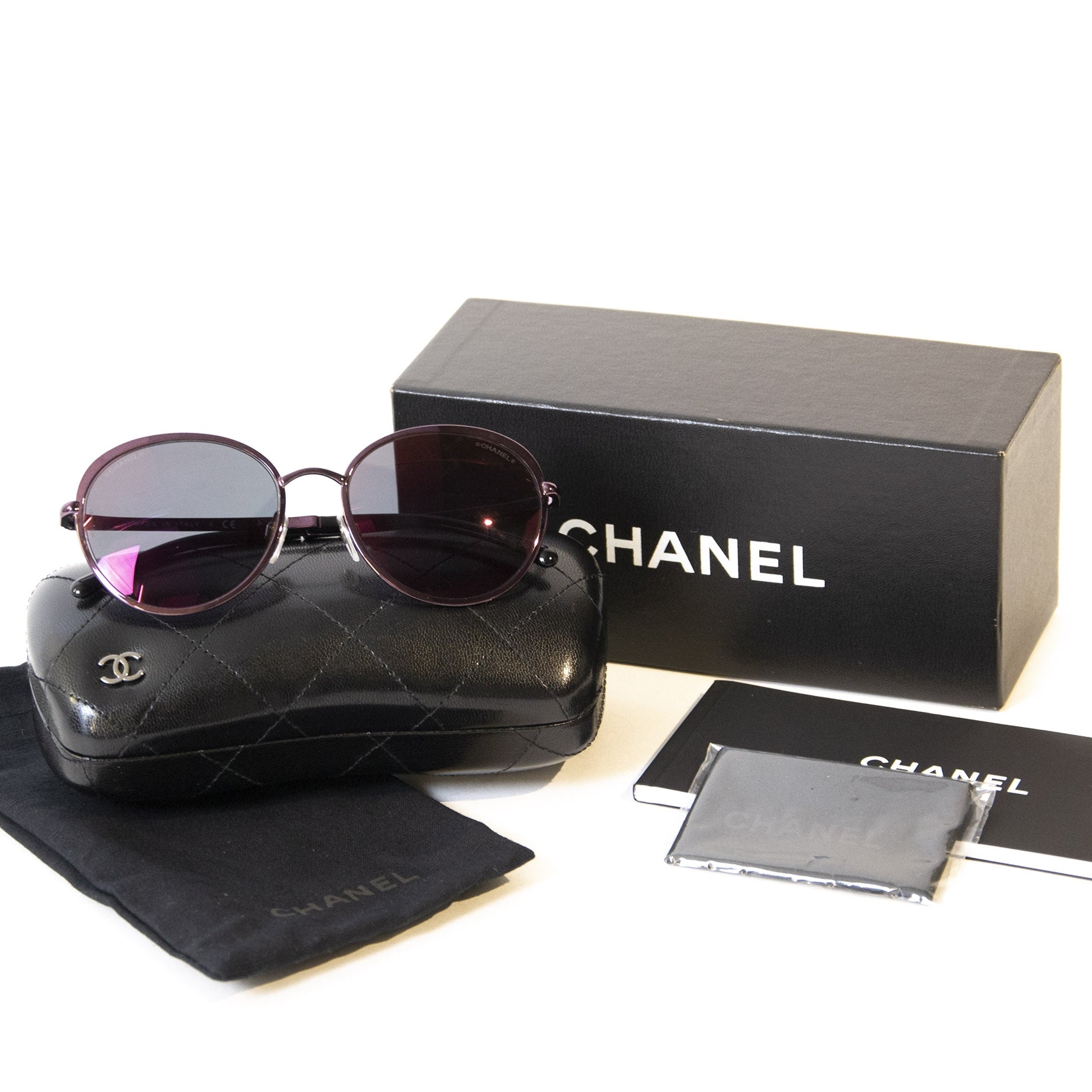 Authentieke tweedehands vintage Authentic second-hand vintage Chanel Cross Closure Bangle buy online webshop LabelLOV koop online webshop LabelLOV