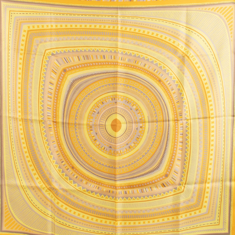 Shop safe online at Labellov in Antwerp, Brussels and Knokke this 100% authentic second hand Delvaux Yellow Le Regard Twill de Soie Carré Scarf