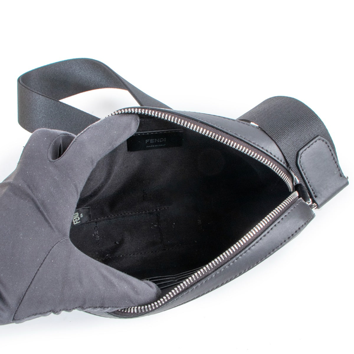 Sac photo Fendi en toile noire FF