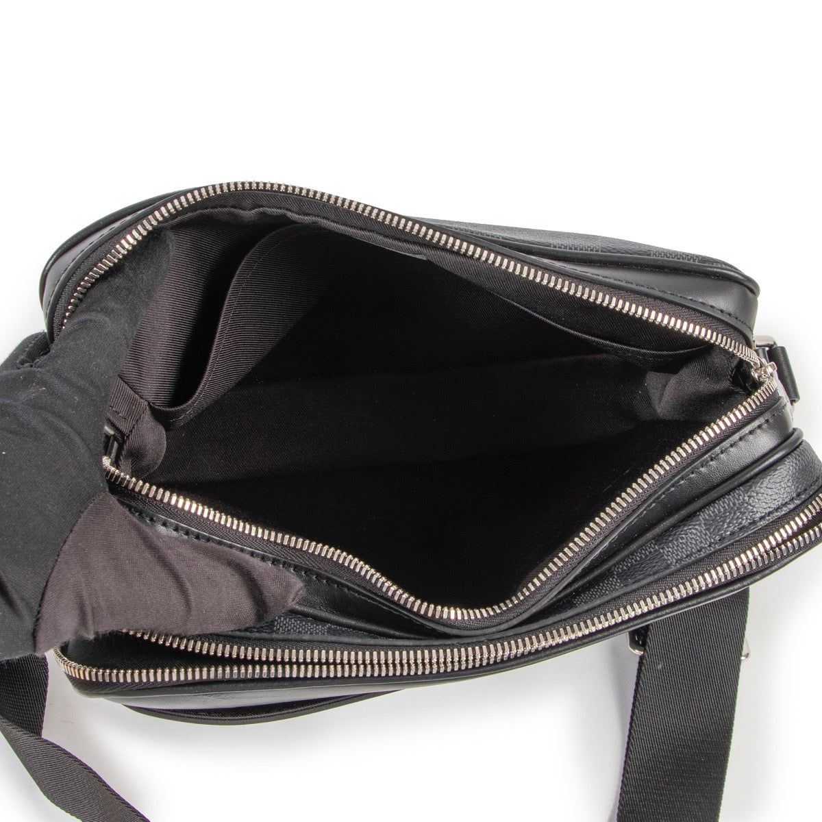 Louis Vuitton Trocadero Messenger NM PM