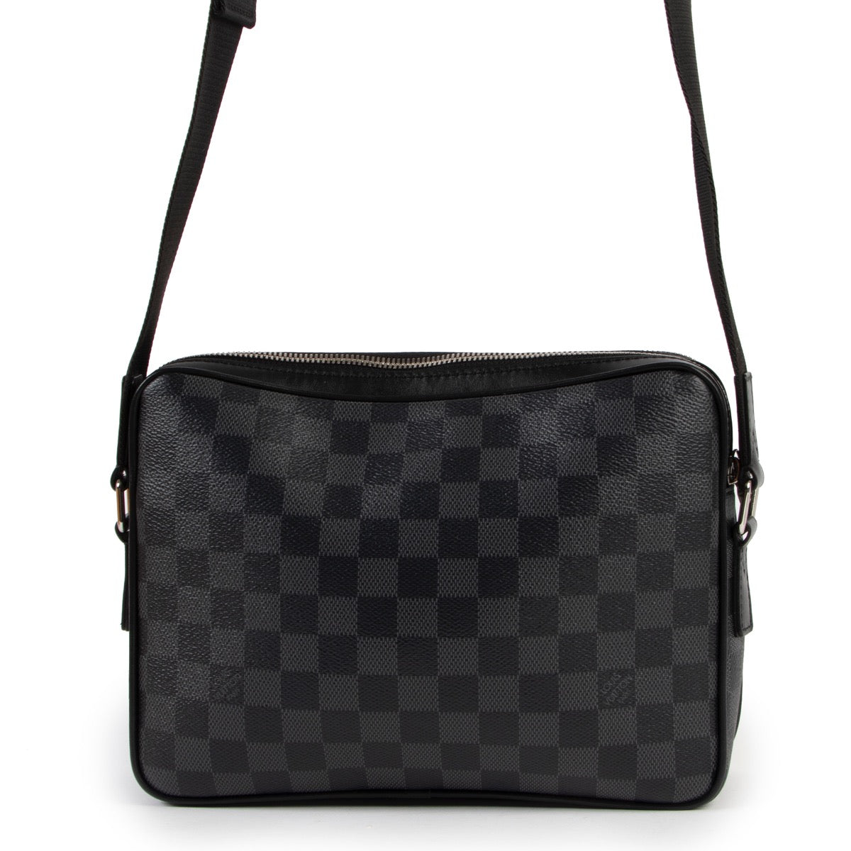 no waiting list online secondhand Louis Vuitton Trocadero Messenger NM PM