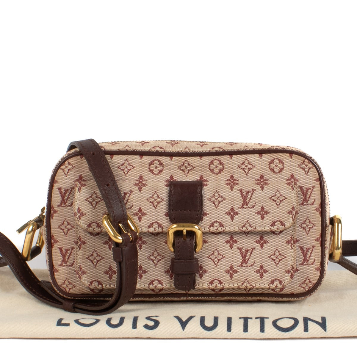 Shop safe online at Labellov in Antwerp, Brussels and Knokke this 100% authentic second hand Louis Vuitton Juliette Mini Lin Crossbody