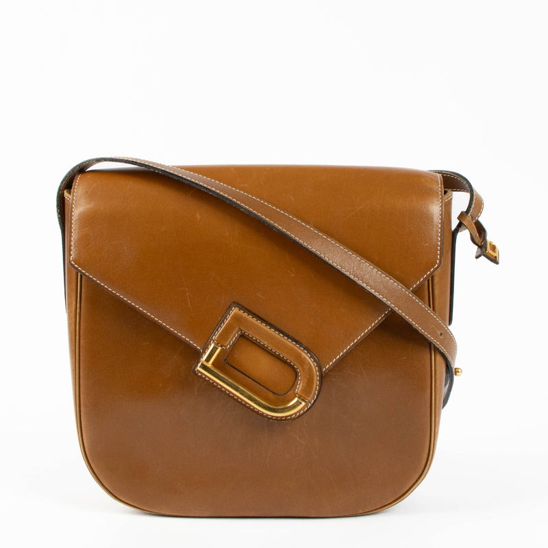 Shop this authentic Delvaux Tan Orphé Shoulder Bag pre-loved on Labellov.com 