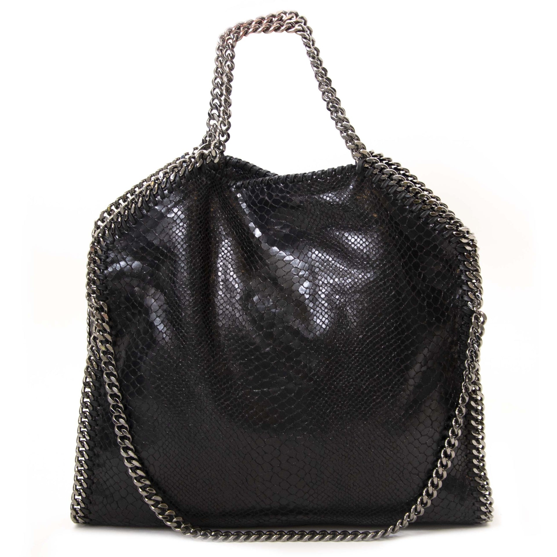 Stella McCartney Black Falabella Fold Over Small Tote. Buy authentic secondhand Stella McCartney Falabella bag online. Safe payment. Koop tweedehands handtas op de webshop van Labellov. Veilige betaling.