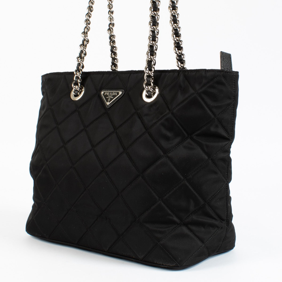 Shop 100% authentic second hand Prada Black Nylon Quilted Tote on Labellov.com