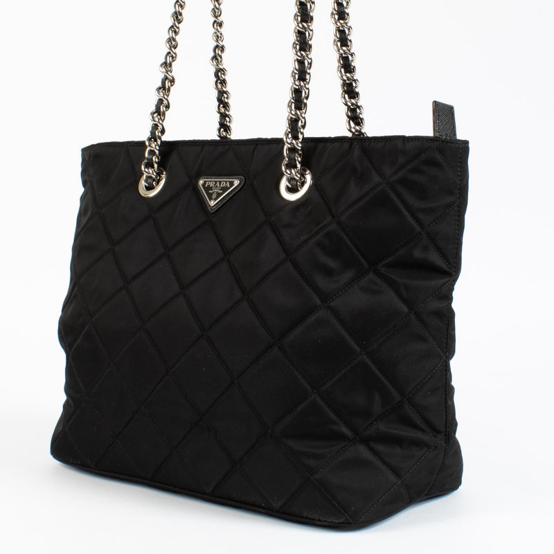 Shop 100% authentic second hand Prada Black Nylon Quilted Tote on Labellov.com