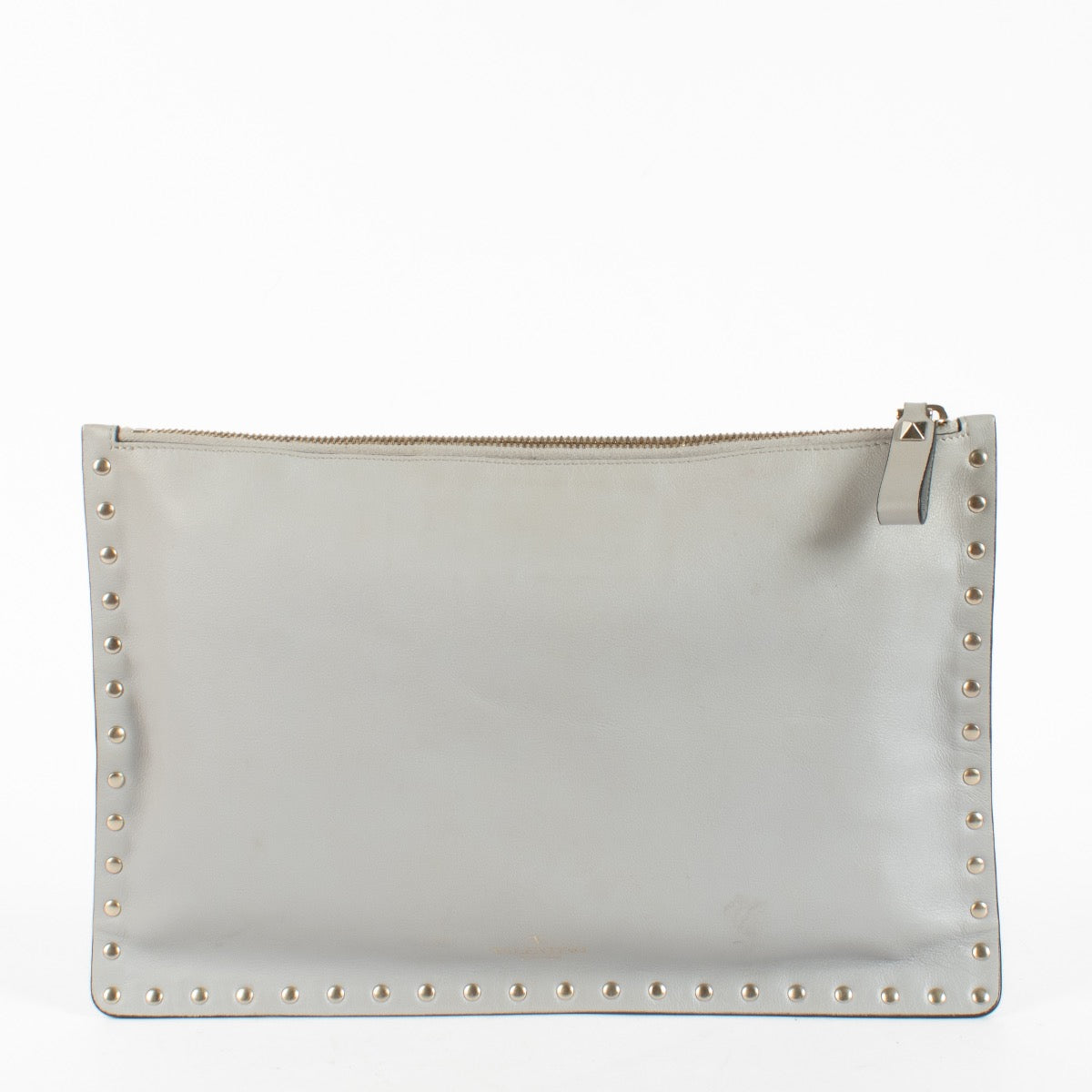 Authentic Second Hand Valentino Garavani Grey Rockstud Clutch on Labellov.com