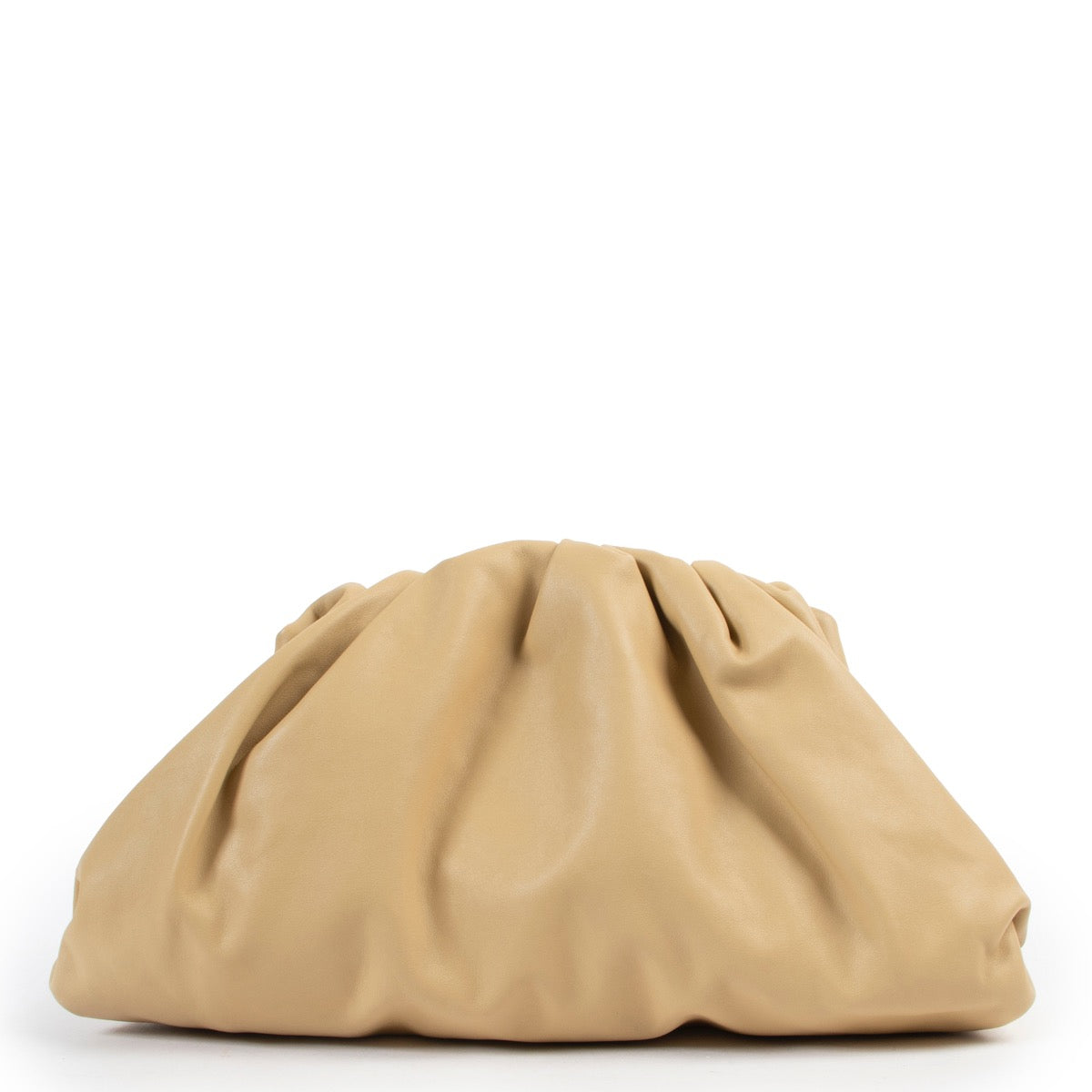 Shop safe online at Labellov in Antwerp this 100% authentic second hand Bottega Veneta Almond Calfskin Leather Pouch Clutch
