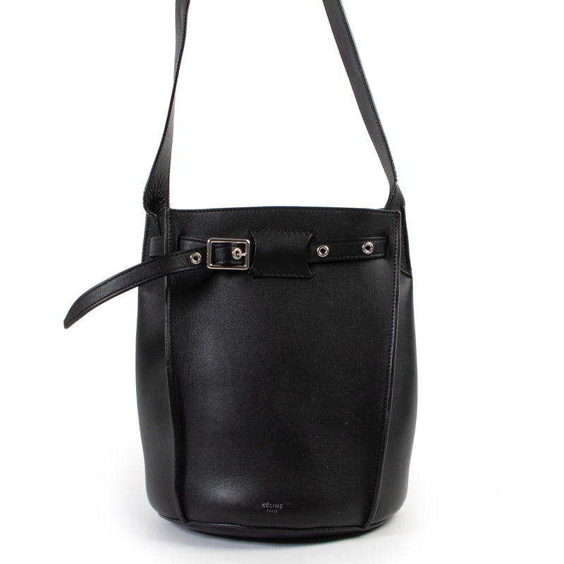 Shop safe online at Labellov in Antwerp this 100% authentic second hand Céline Black Leather Bucket Shoulder Bag